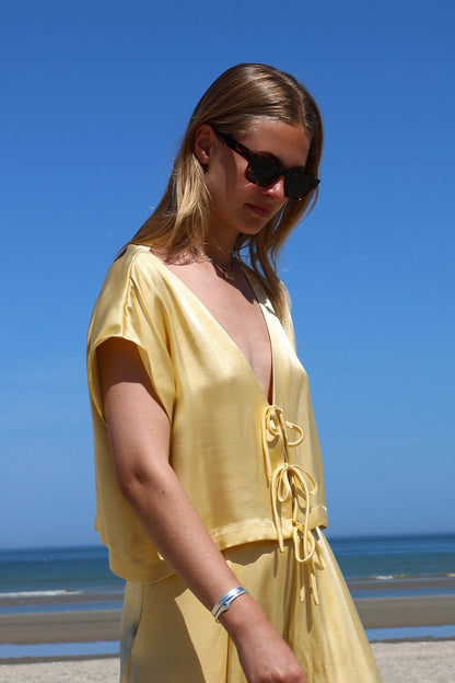 Top Billie | Geel