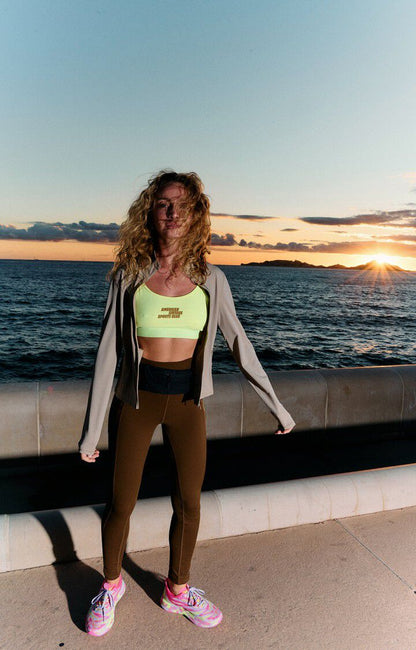 AMV SPORTS CLUB - Damesbeha Usuway | Geel