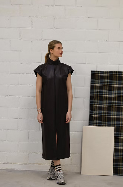 Kleed Dorothy | vegan leather bruin
