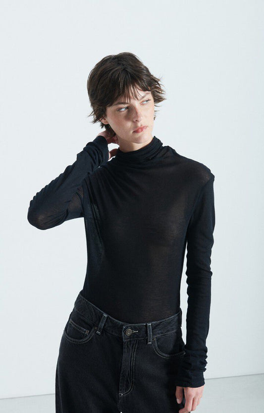 Top Massachusetts | Zwart