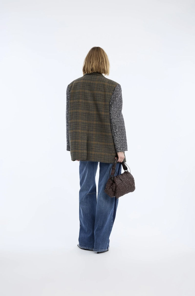 Blazer Aketta | Bruin