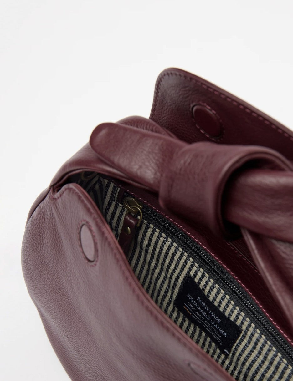 Coco Croissant bag | Bordeaux