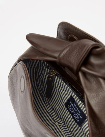 Coco Croissant bag | Donkerbruin